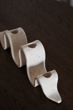 Flow Holder