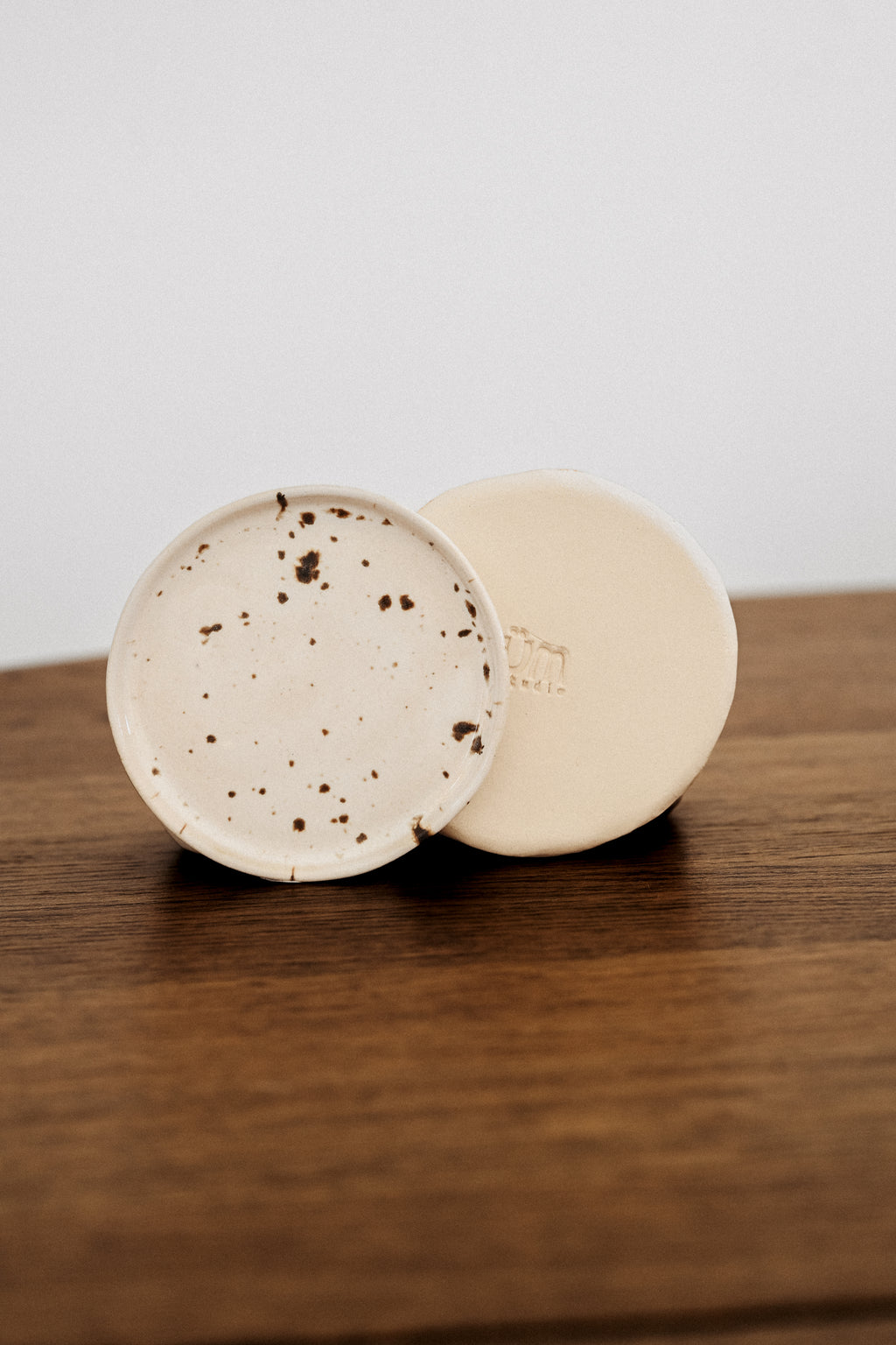 Nika Serving Plates