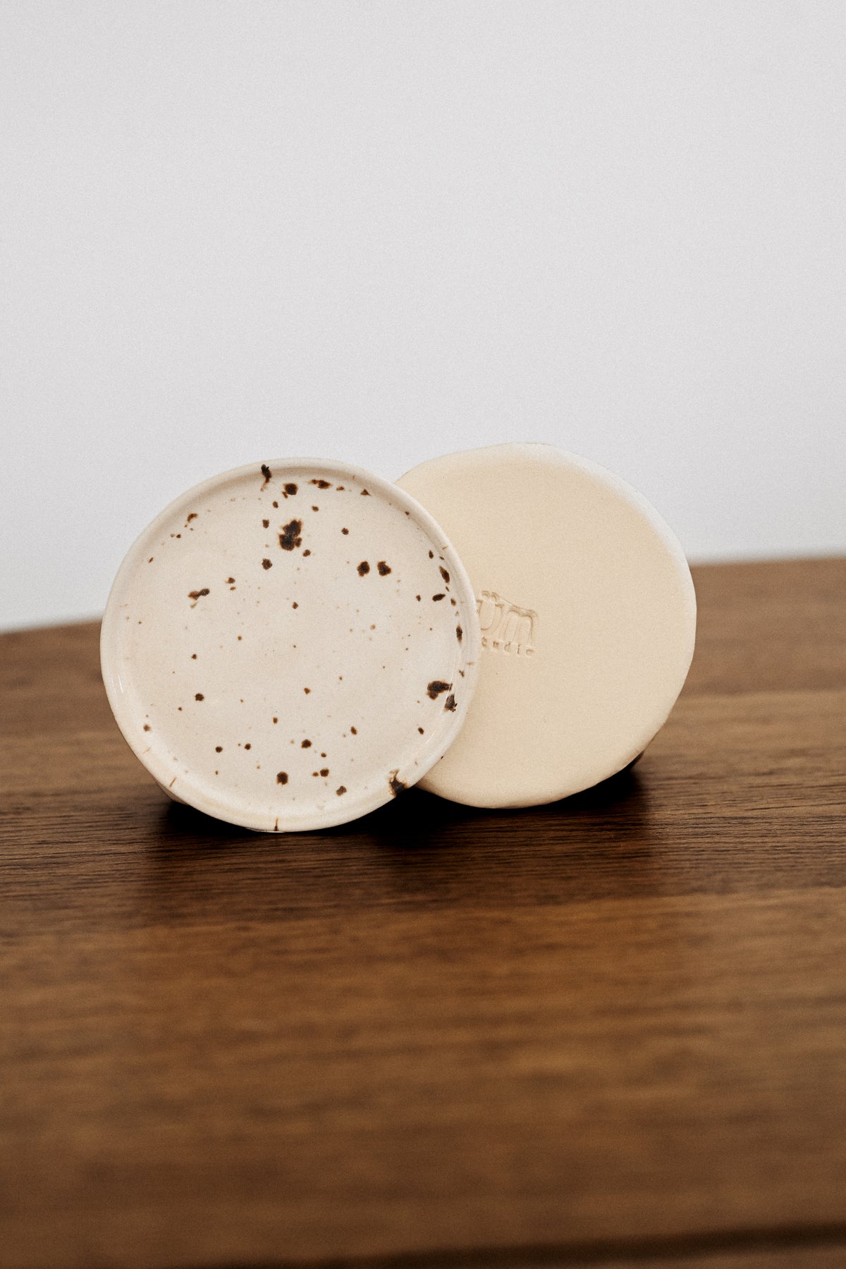 Nika Serving Plates