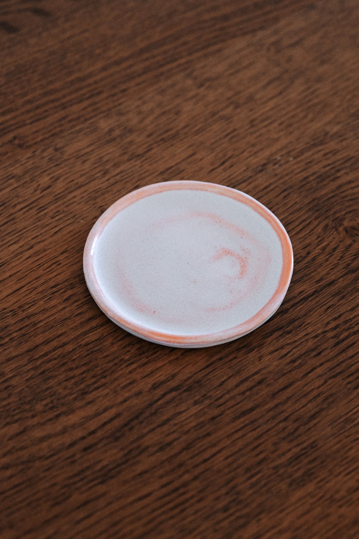 Nika Serving Plates